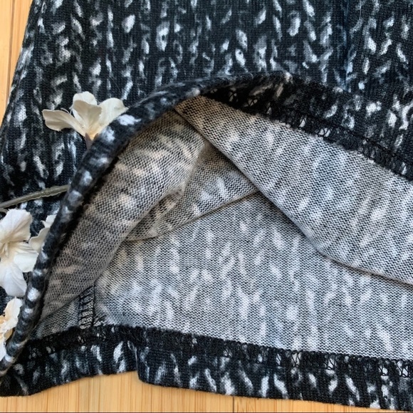 Papillon Cowl Neck Soft Dress, L. - Picture 6 of 9